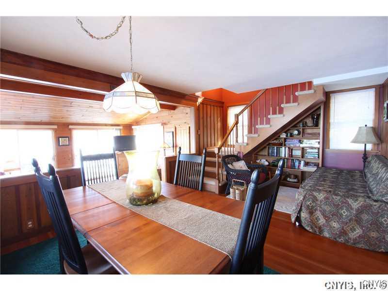 Image 4: Dining Room. LOWER COTTAGE DINING ROOM BOASTS GORG