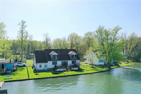 5896 W Lake Road