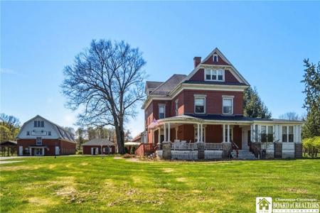 5031 W Lake Road