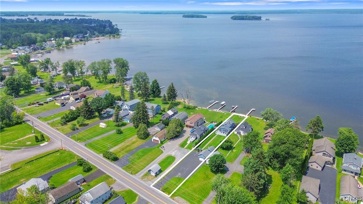 Image 3: Enjoy just under a half-acre waterfront lot in Cic