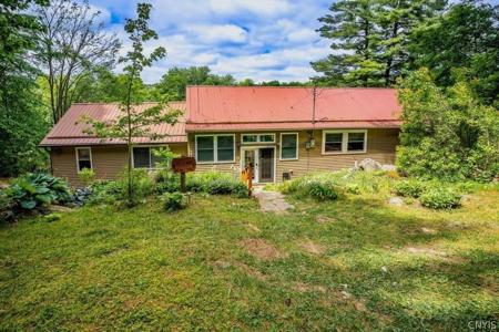93 S Woods Road