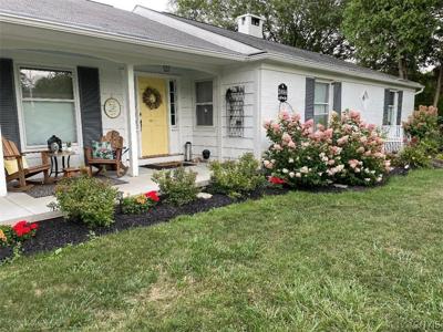 2886 W Lake Road