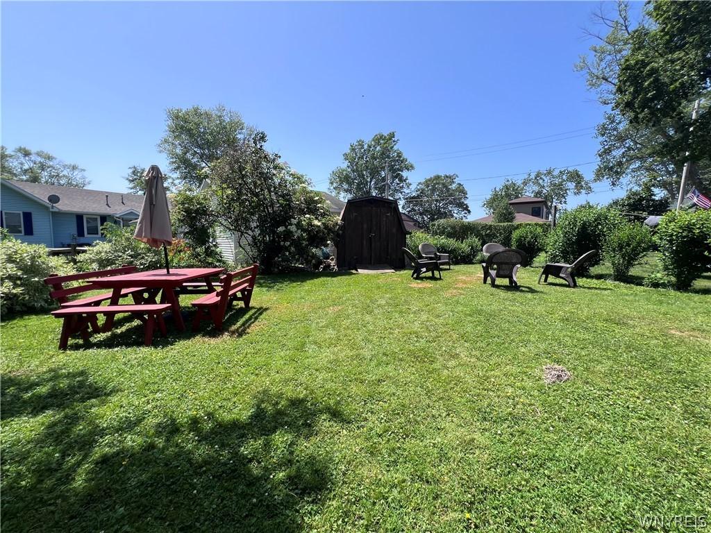 Image 3: Backyard is quite private.