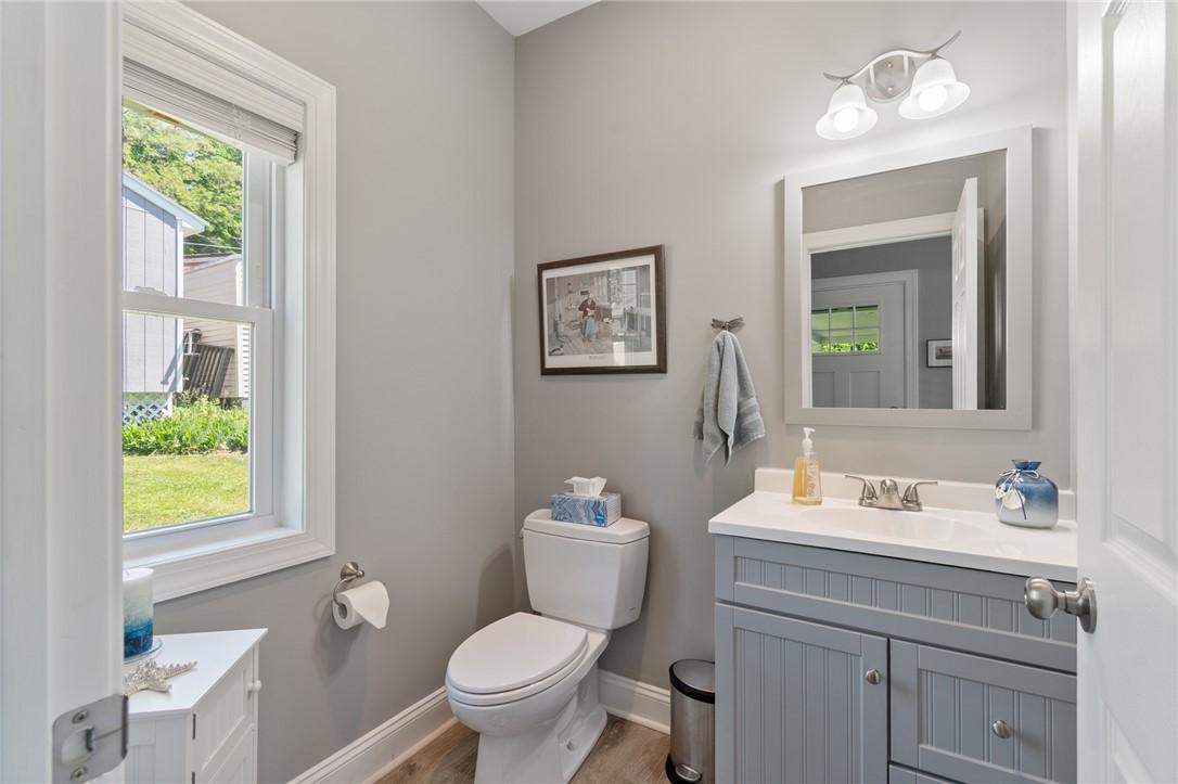 Image 4: Downstairs 1/2 Bathroom