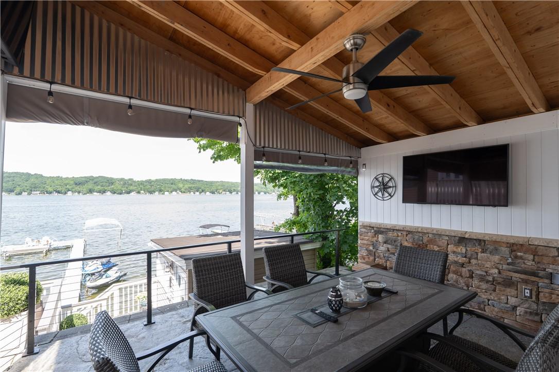 Image 4: Brand new pavillion/outdoor family room!