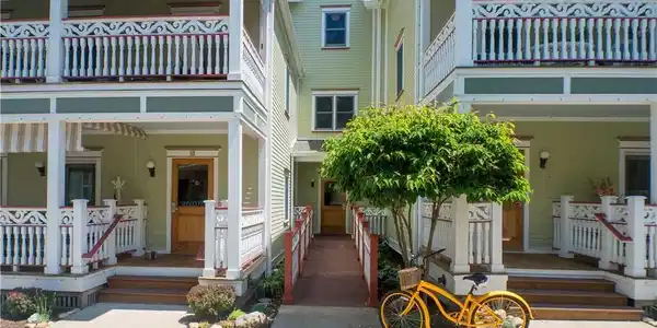 13-15 Simpson Avenue