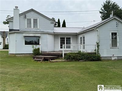 5469 E Lake Road