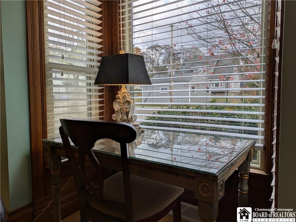 Image 4: Office nook in the living room is a great place to