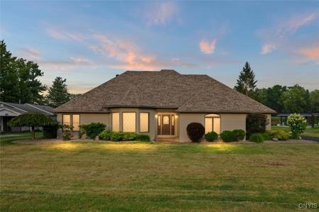 1524 Sandy Point Lane