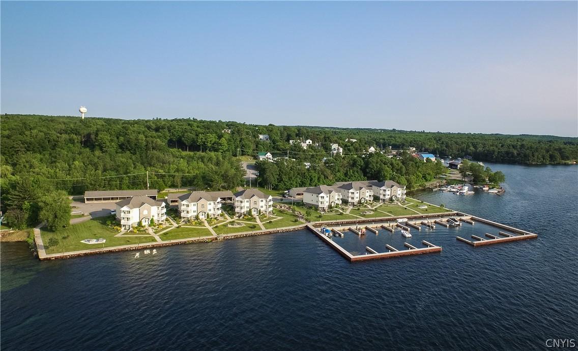 Image 2: Dockside Resorts Waterfront Condominiums