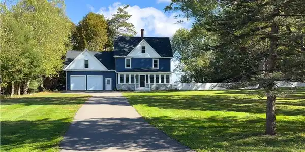 4988 W Lake Road