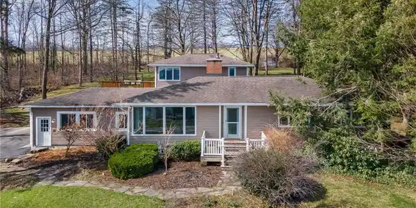 2111 W Lake Road