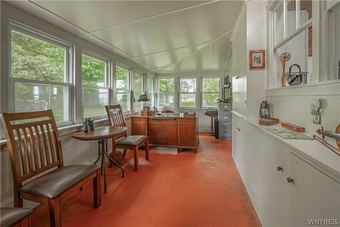 Image 4: Morning room