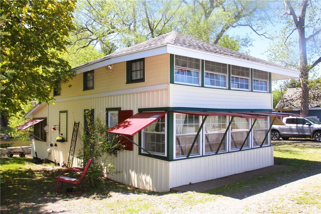 Image 1: Front Elevation