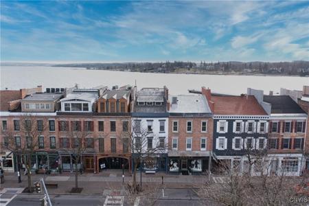 38 E Genesee Street