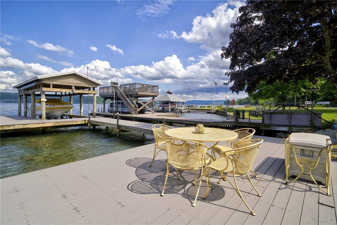 Image 4: Dock