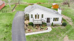 9112 Lakeshore Drive