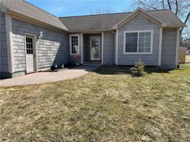 6528 Lakeshore Road