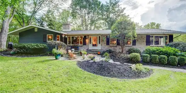 10 Woodmere