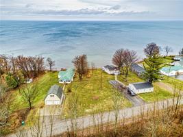 5685 Sodus Shores