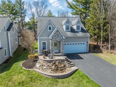 5572 Lakewood Trail