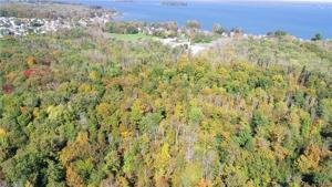 7196 Lakeshore Road