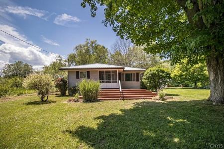 626 W Cottage Lane