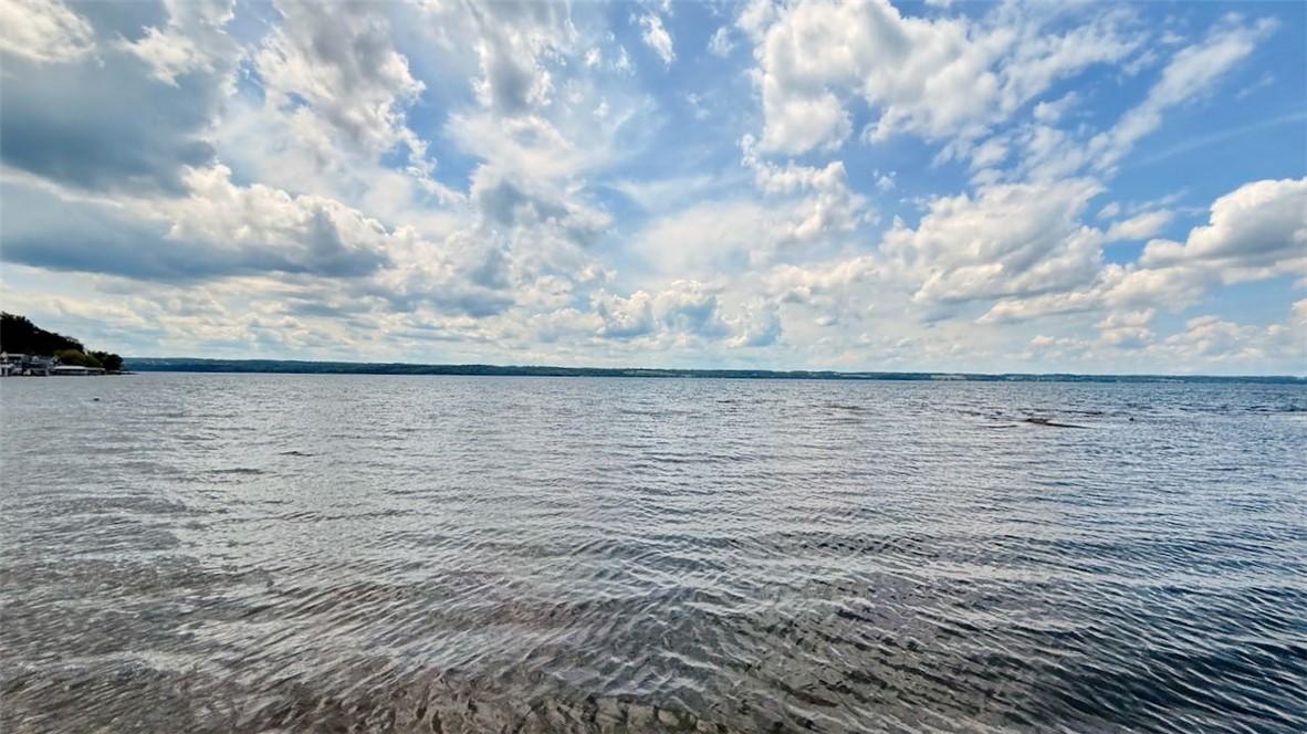 Image 3: View form the end of the dock!