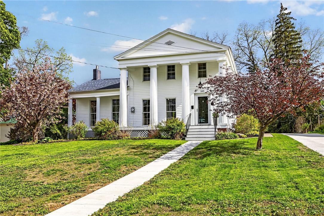 Image 1: Front of house 1