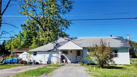 7438 Lakeshore Road