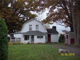8497 E Port Bay Road