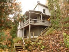 6108 W Lake Road