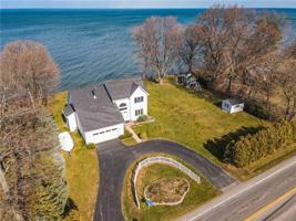 3129 Lake Road