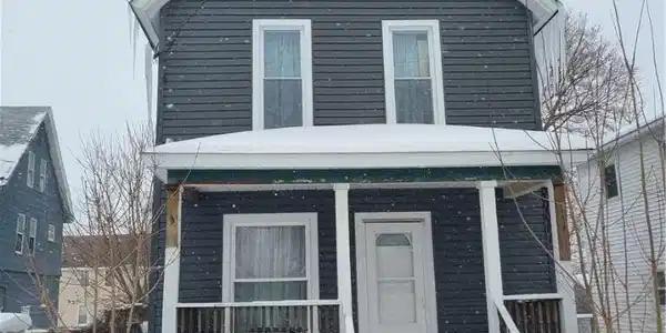 44 E Duquesne