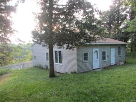 58 Greystone Lane/Prvt