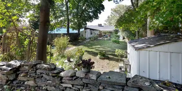 2645 East Lake Road