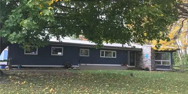 2935 W Lake Road