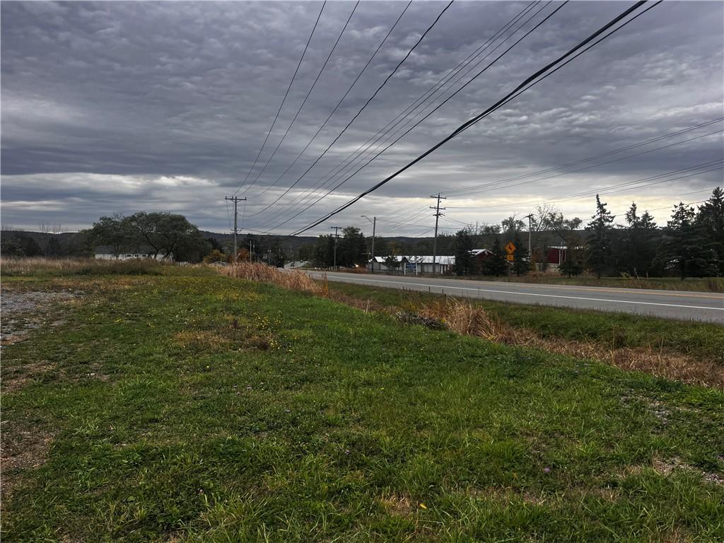 Image 4: Nice frontage!!!