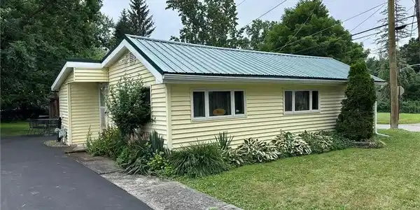 15 Gifford Avenue