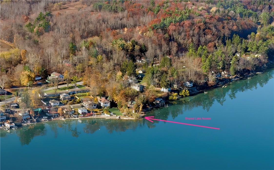 Image 4: Lake access point