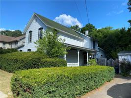 4 Myrtle Avenue