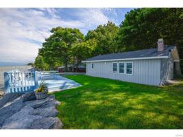 67 N Rainbow Shores Road