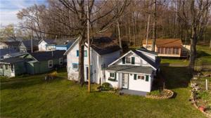 1304 Lake Road