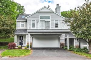 22 Leeward Lane