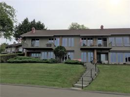 1 Cayuga Drive