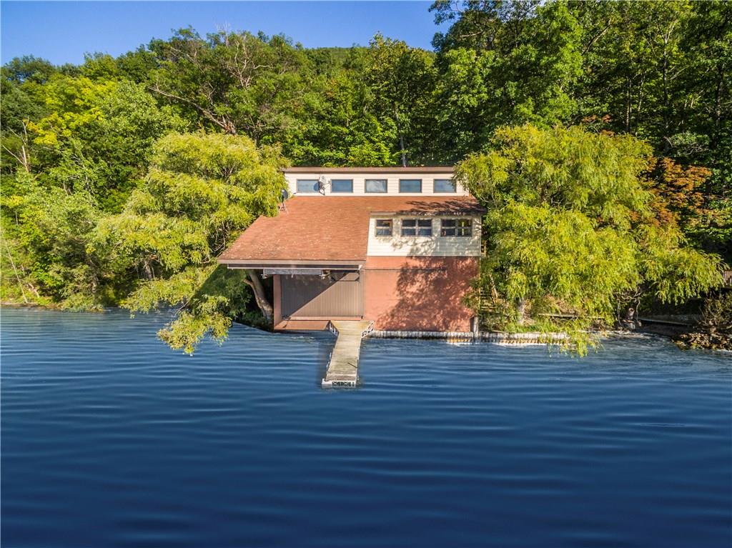 1290 South Lake Road Boathouse, Middlesex, NY lhrmls00691946