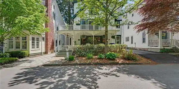 37 Janes Avenue