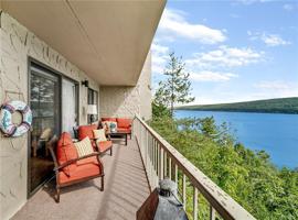 123 Cliffside Drive