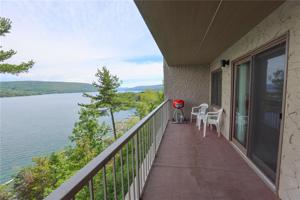 66 Cliffside Drive