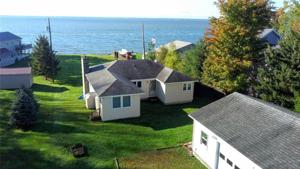 39 Lakeview Grove